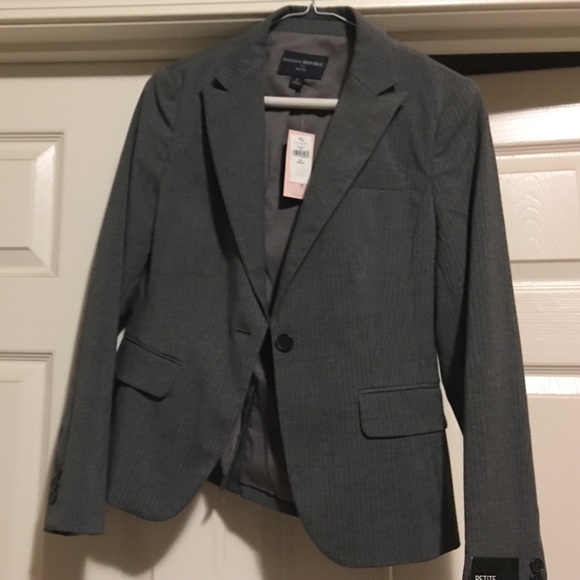 Blazer - Picture 3 of 4