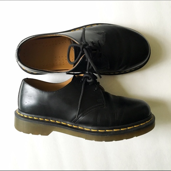 HOLD Dr Marten black 1461's