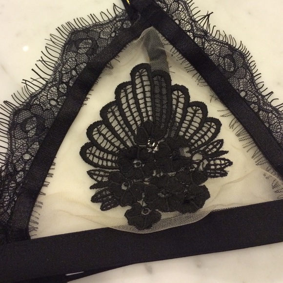 Brand New Chantilly Lace Embroidery Bralette - Picture 4 of 4