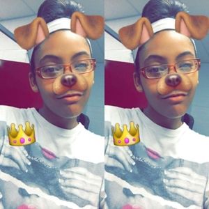 Meet your Posher, Nadia