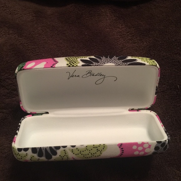 BRAND NEW NEVER USED Vera Bradley Sunglass Case!! - Picture 2 of 4