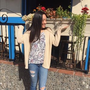 Meet your Posher, Ana