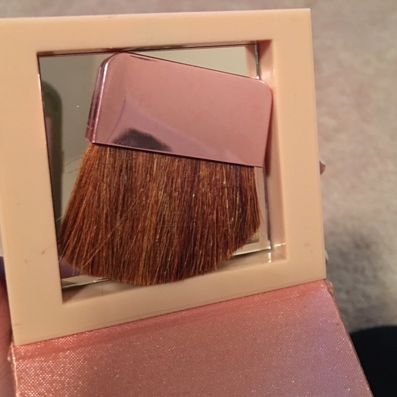 Physicians formula highlighter - Picture 3 of 3