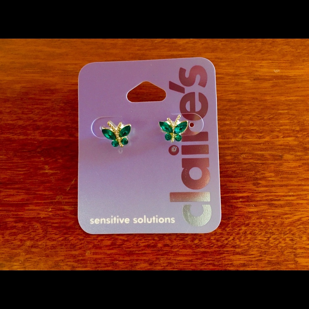 Cute butterfly earrings
