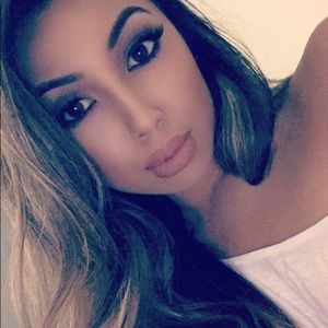 Meet your Posher, Ayleen