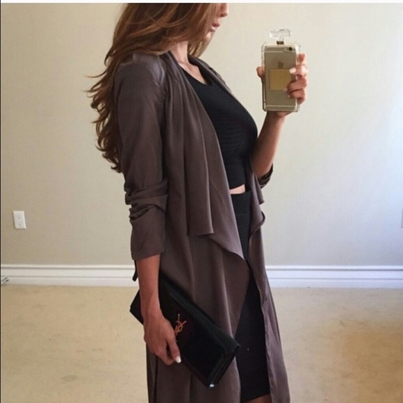 ✨Host Pick✨Thee Perfect Trench