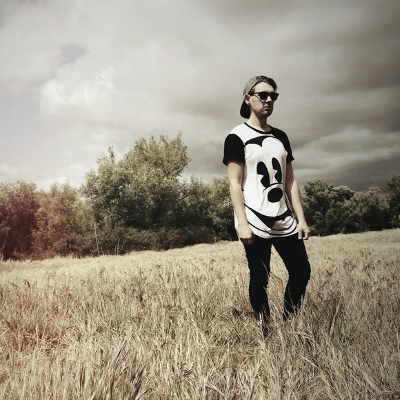 Meet your Posher, Thomas