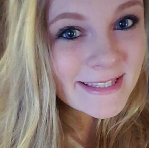 Meet your Posher, Rose-marie