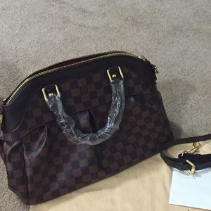 Beautiful shoulder purse