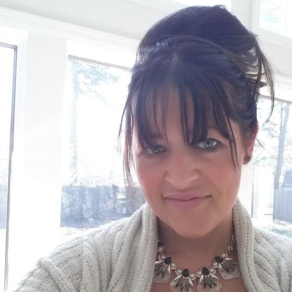Meet your Posher, Karyn - Picture 1 of 1