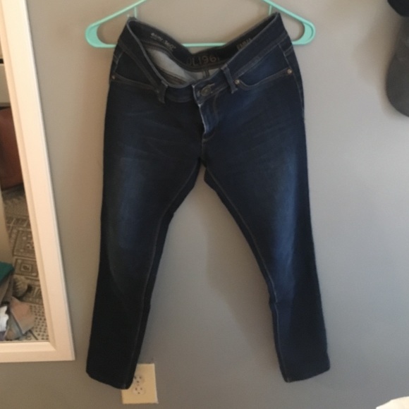 DL 1961 skinny jeans. Fit amazing.