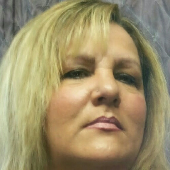 Meet your Posher, Cindi