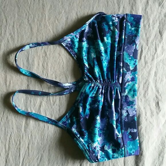Old Navy sports bra size small