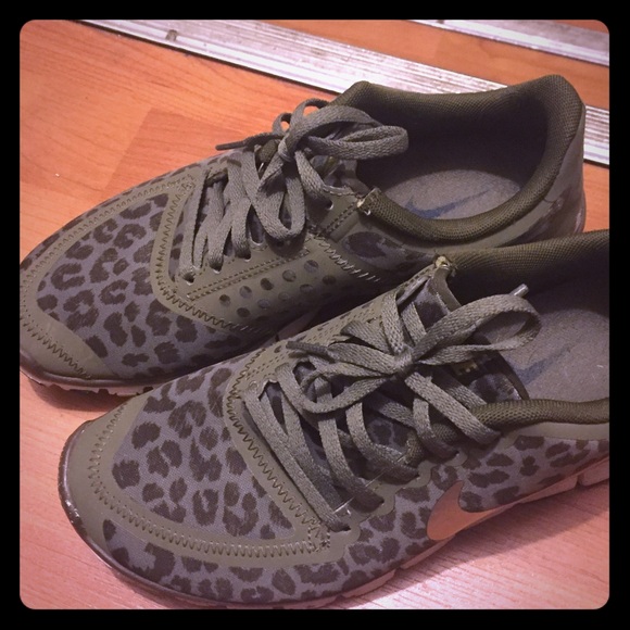 Women's NIKE FREE RUN 5.0