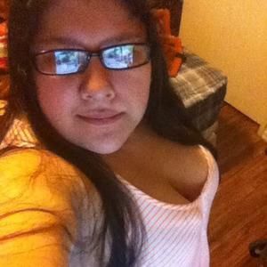 Meet your Posher, Daniela