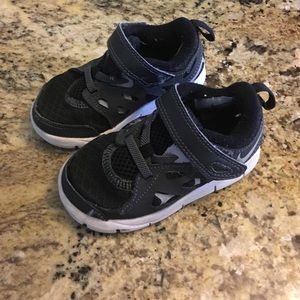 Toddlers 6c Nike shoes