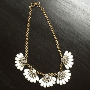 WHITE JCREW NECKLACE