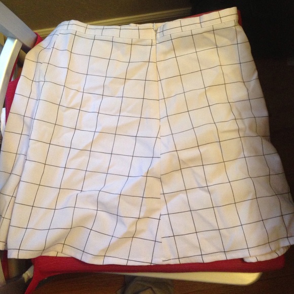 American apparel lulu skirt white grid