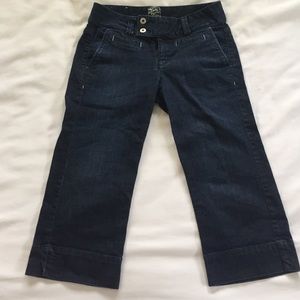 Lucky Brand dark denim capris