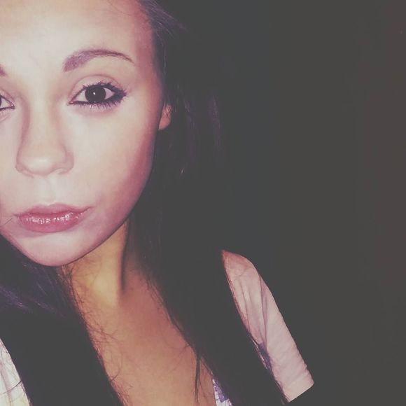 Meet your Posher, Shala