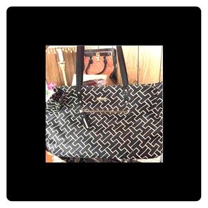 Tommy Hilfiger Shoulder/Handbag