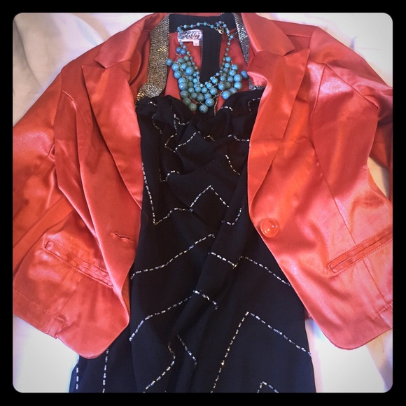 NWOT Buckle Boutique chiffon sparkly T-Back