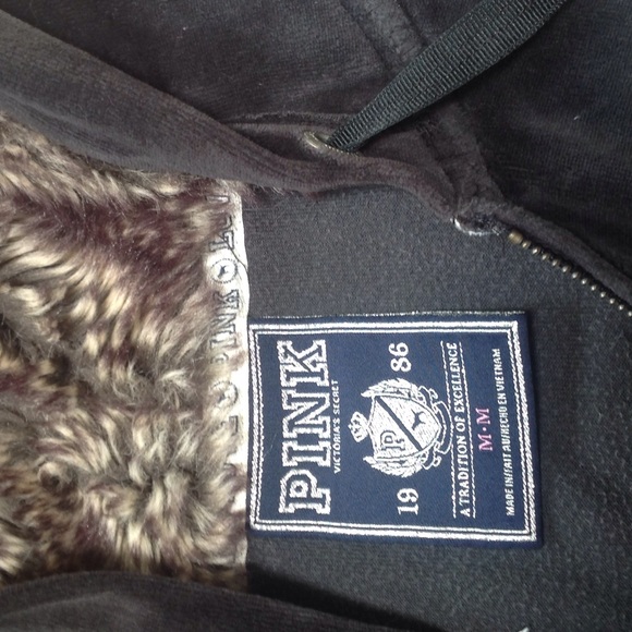 SOLD - Picture 4 of 4