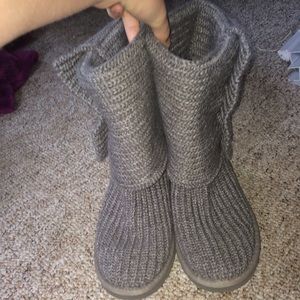 Grey knit ugg boots