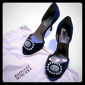 **Host Pick** BADGLEY MISCHKA Lacie Peep Toe Pumps