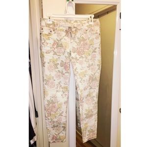 Floral print cropped ankle jeans