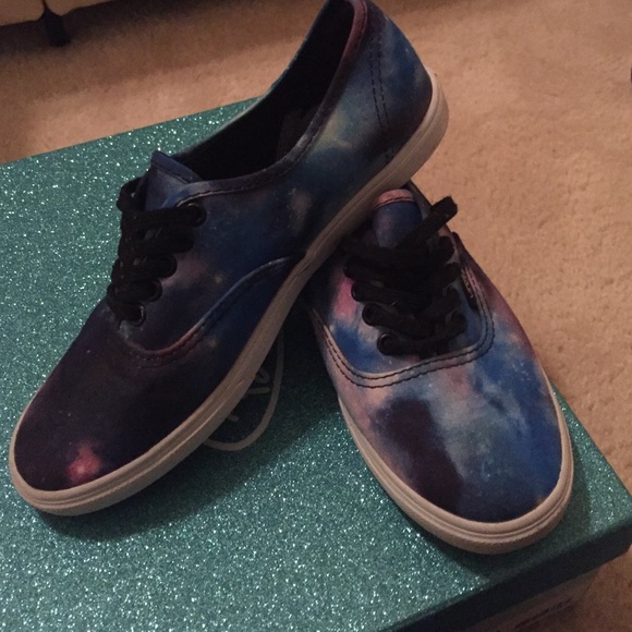 Only worn a few times - Picture 1 of 3