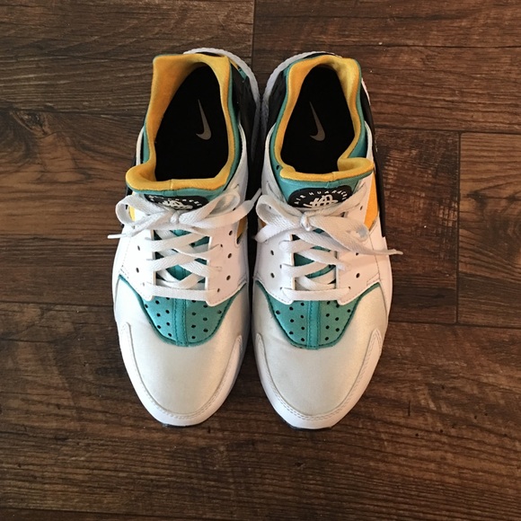 Nike Air Huarache's