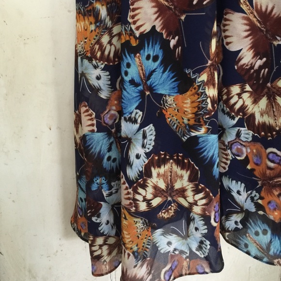 Designer Butterfly Print Midi Dress 💙💙💙 - Picture 2 of 4