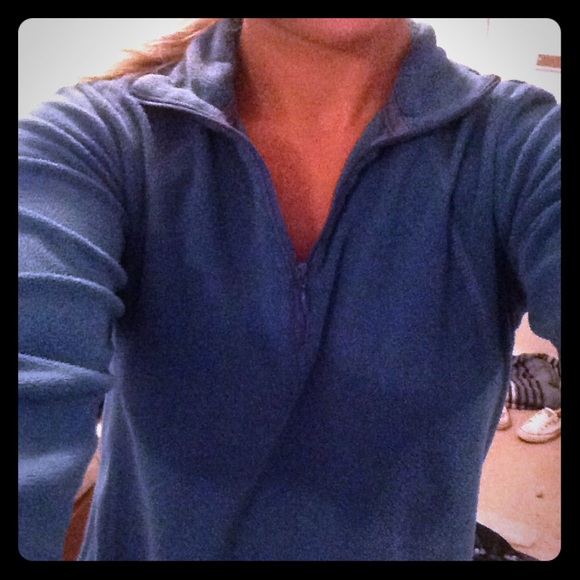 Light weight Columbia fleece