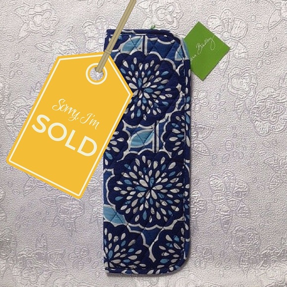 Vera Bradley Insulated Hair Iron Cover NWT -1 LEFT - Picture 3 of 4