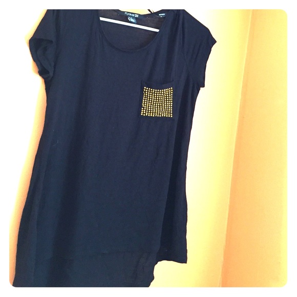 Black short sleeve