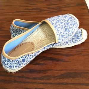 Like new Tommy Hilfiger espadrilles- size 7