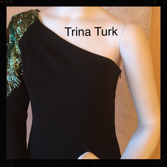 TRINA TURK black Ashoka one shoulder. ❌❌