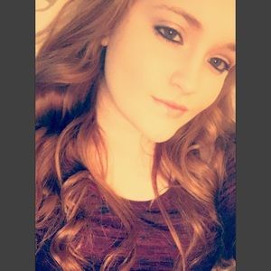 Meet your Posher, Marissa