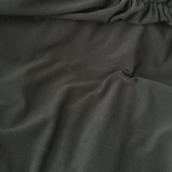 Black one shoulder top - Picture 4 of 4