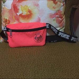 PINK Fanny Pack WITH FREE KOOZIE! $10