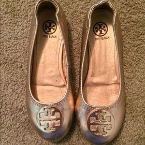 Tory butch flats. Worn once.