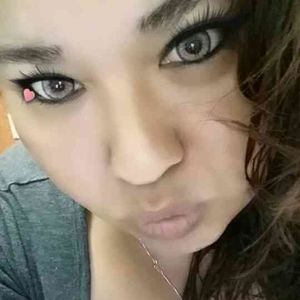 Meet your Posher, Connie