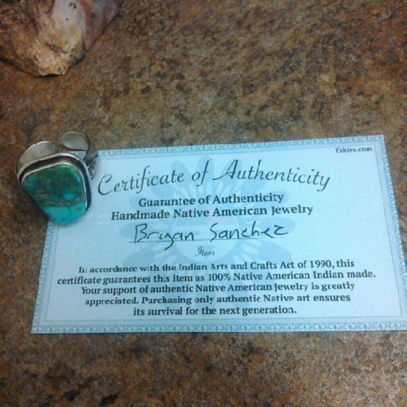 Native American Sterling Ring - Picture 3 of 4