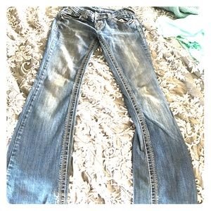 Ariya Dean Blue Jeans