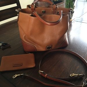 Dooney & Bourke Bag