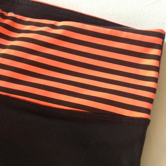 Black and Orange Capri - Picture 2 of 4