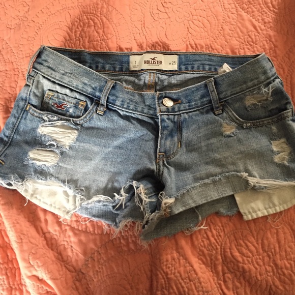 HOLLISTER SHORTS