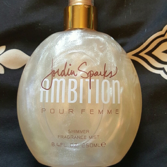 ✔SOLD ON MERCARI✔ Jordan Sparks Shimmer Body Spray - Picture 1 of 3