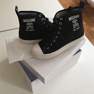 Moschino Logo Canvas Sneaker